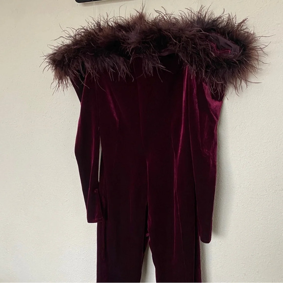 House of CB 'Salima' Dark Cherry Velvet Feather Jumpsuit NWT size M - Picture 7 of 14